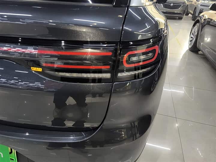 Фото 8 - Leapmotor C11