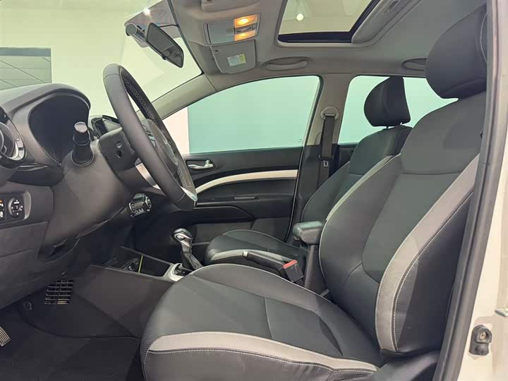 Фото 8 - Kia KX1