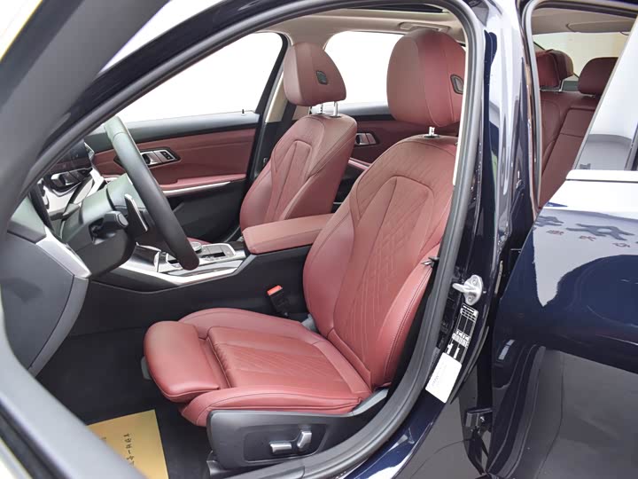 Фото 8 - BMW 3 Series