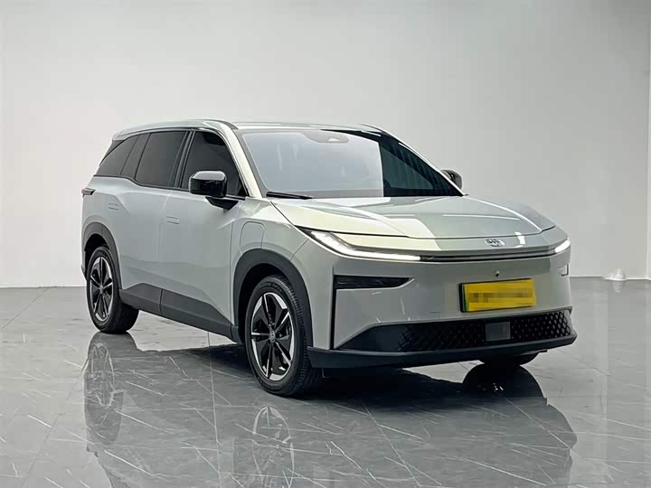 Фото 8 - Toyota bZ3X