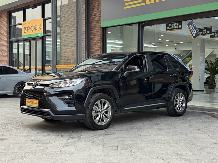 Фото 4 - Toyota Wildlander