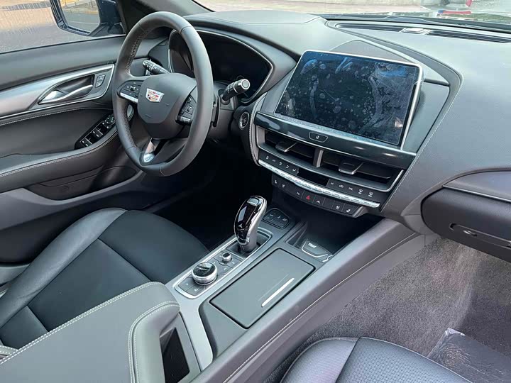 Фото 7 - Cadillac CT5