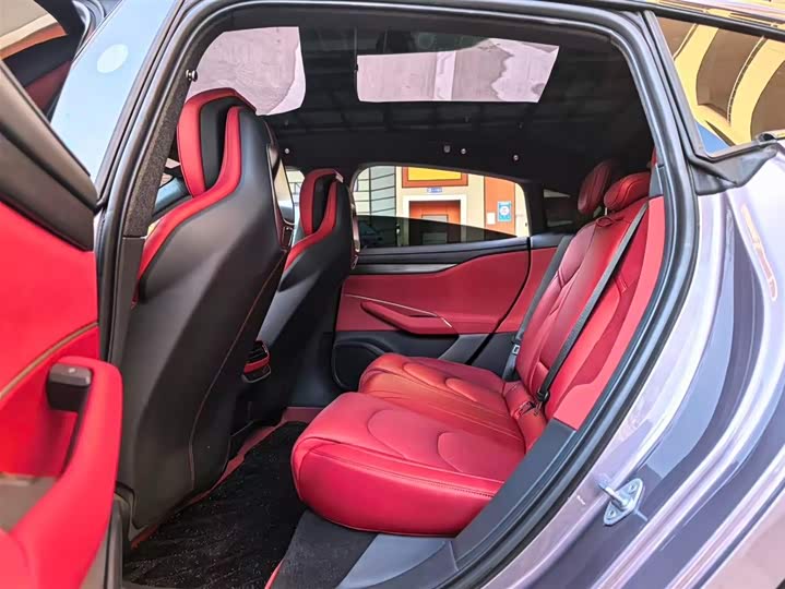 Фото 6 - Xiaomi SU7