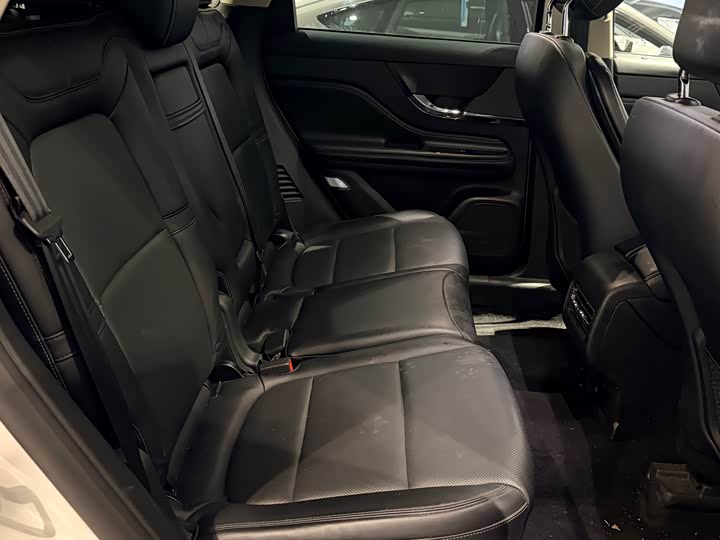 Фото 9 - Lincoln Corsair