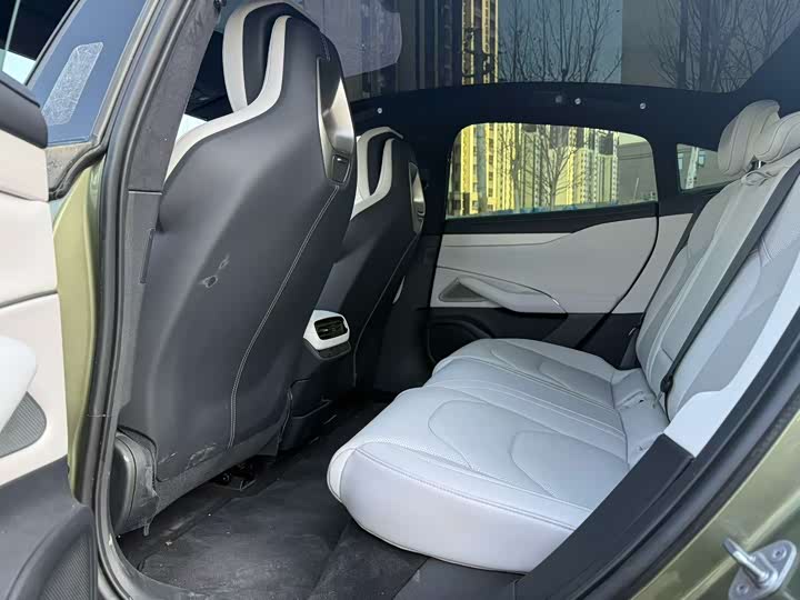 Фото 8 - Xiaomi SU7