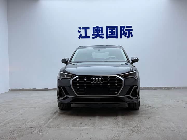 Фото 2 - Audi Q3