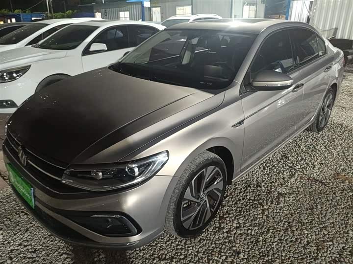 Фото 1 - Volkswagen Bora