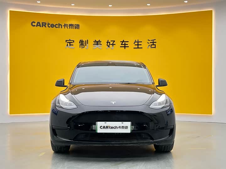 Фото 2 - Tesla Model Y