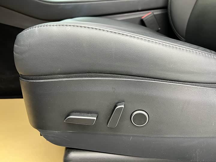 Фото 5 - Tesla Model Y