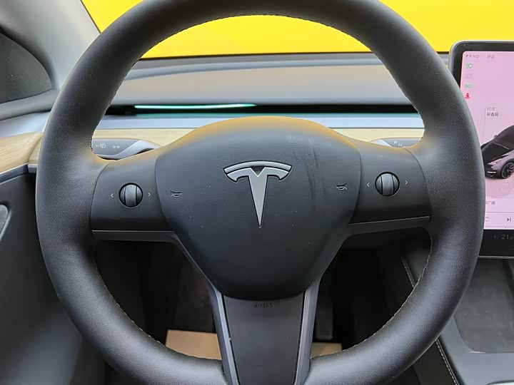 Фото 9 - Tesla Model Y
