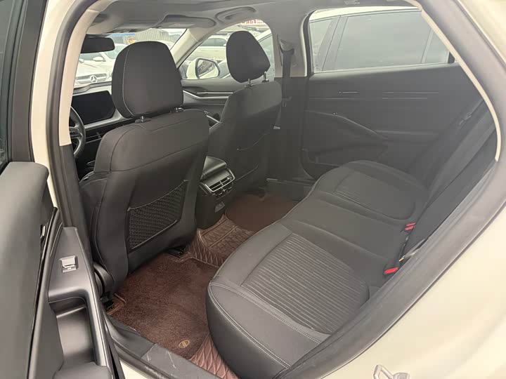 Фото 5 - Ford Mondeo