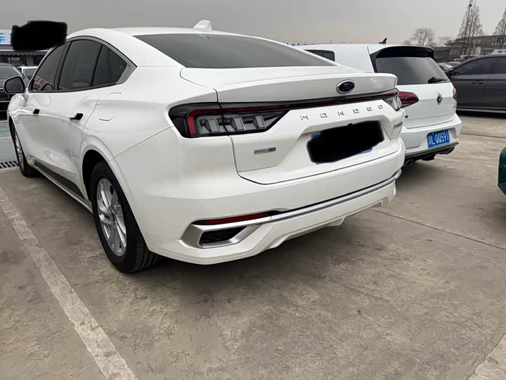 Фото 7 - Ford Mondeo