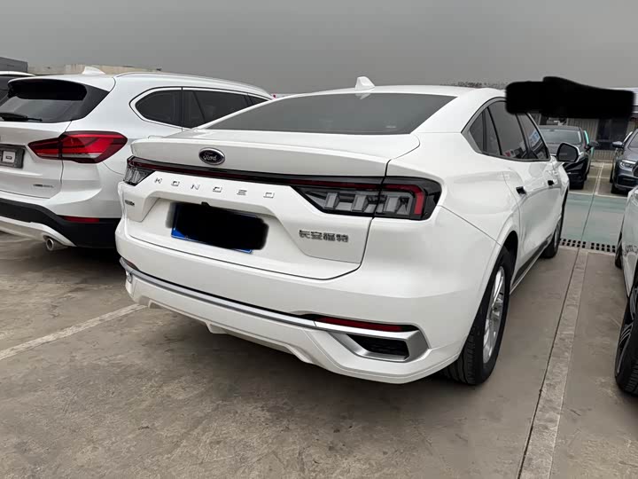 Фото 9 - Ford Mondeo