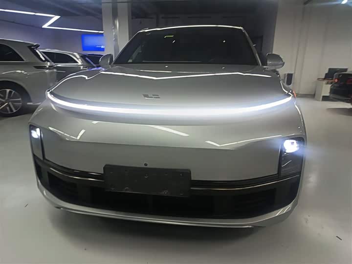 Фото 3 - LiXiang L8