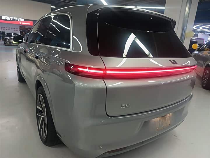 Фото 5 - LiXiang L8