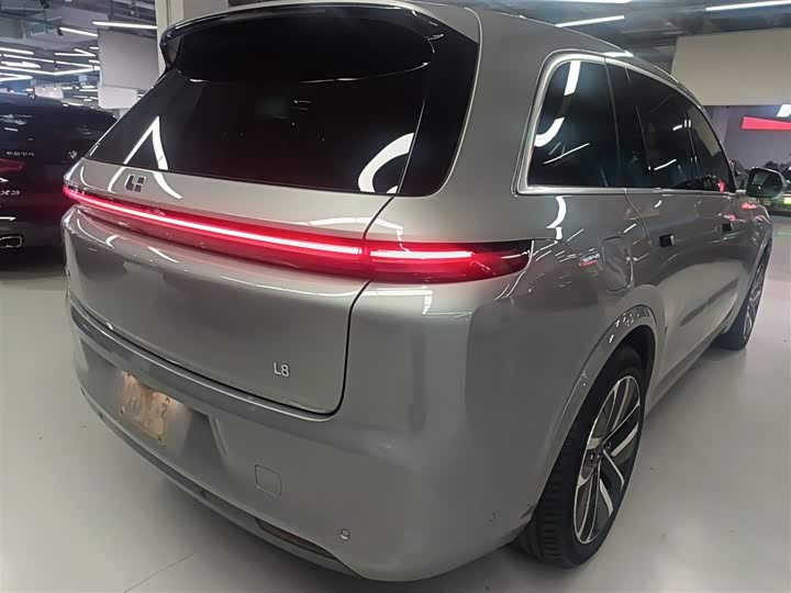 Фото 7 - LiXiang L8