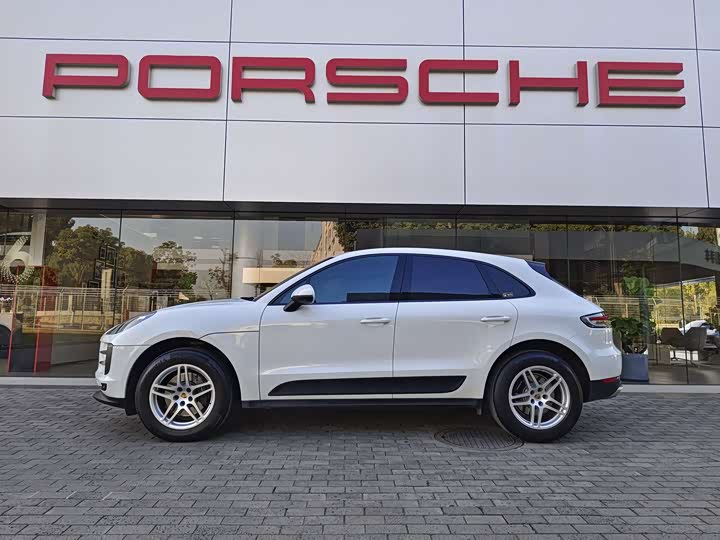 Фото 3 - Porsche Macan
