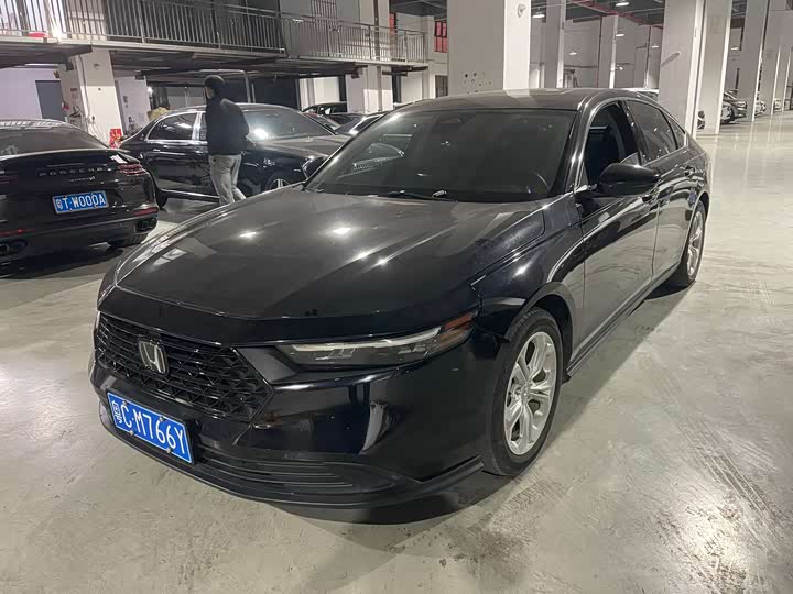 Фото 1 - Honda Accord