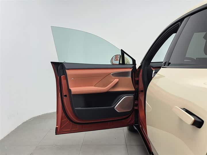 Фото 8 - Nio Onvo L60