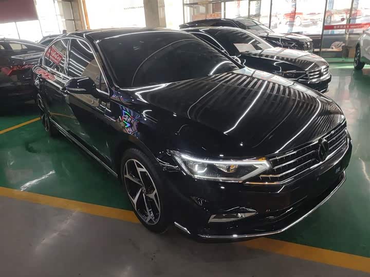 Фото 4 - Volkswagen Magotan