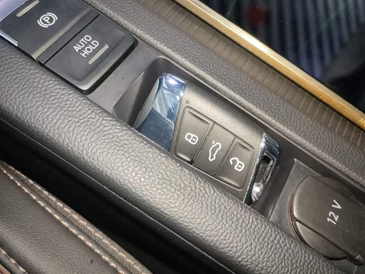 Фото 9 - Volkswagen Magotan