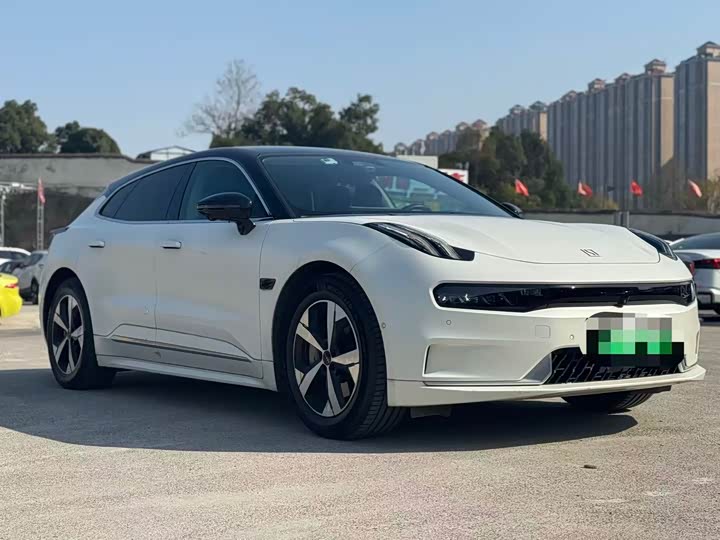 Фото 3 - Zeekr 001