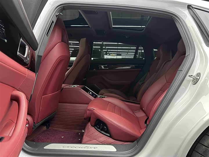 Фото 6 - Porsche Panamera