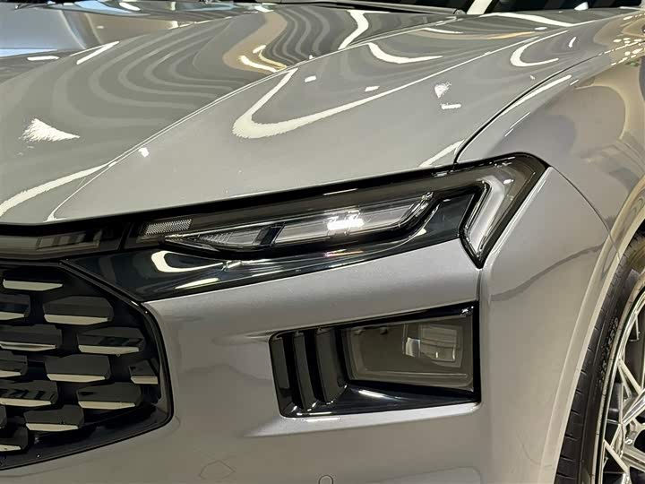 Фото 8 - Ford Mondeo