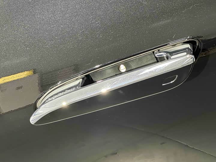 Фото 6 - Mercedes-Benz EQE SUV