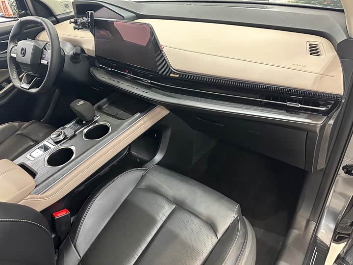 Фото 8 - Changan CS55 Plus