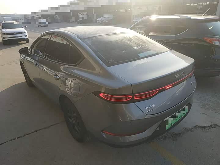 Фото 5 - BYD Qin Plus