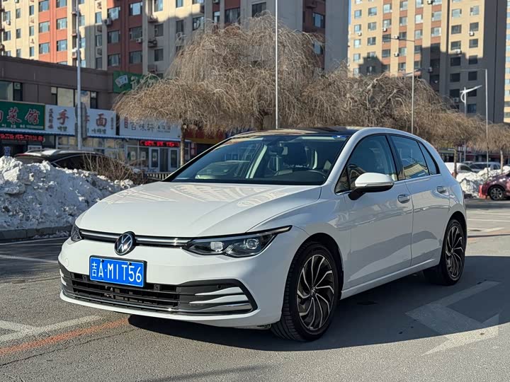 Фото 1 - Volkswagen Golf