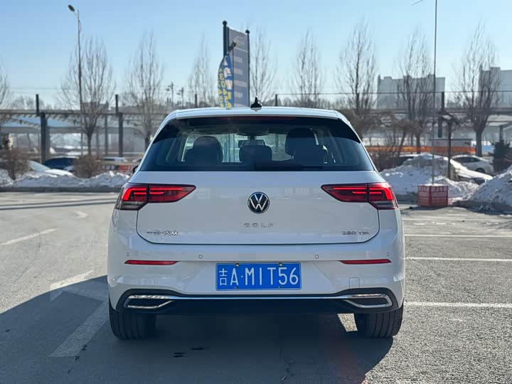 Фото 6 - Volkswagen Golf