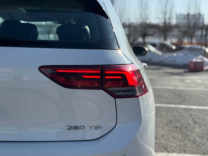 Фото 9 - Volkswagen Golf