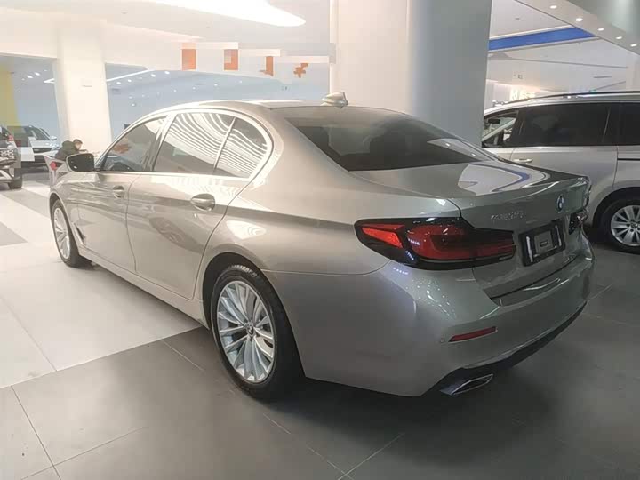 Фото 5 - BMW 5 Series