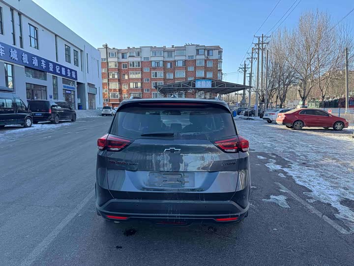 Фото 4 - Chevrolet Orlando