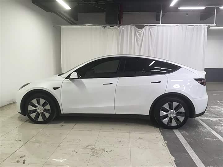 Фото 5 - Tesla Model Y