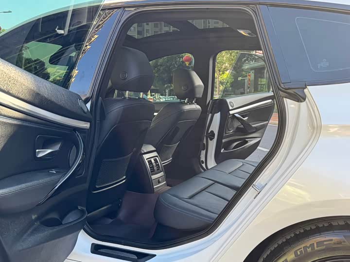 Фото 7 - BMW 3 Series GT