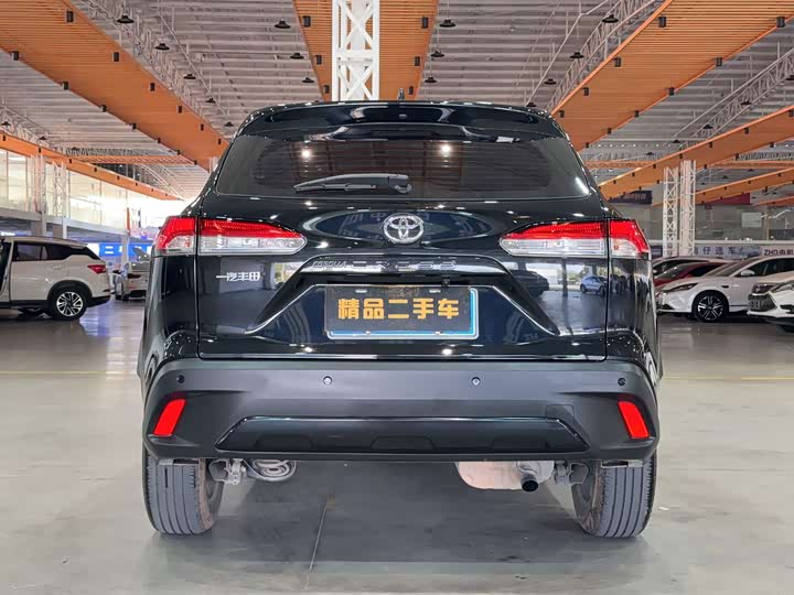 Фото 4 - Toyota Corolla Cross