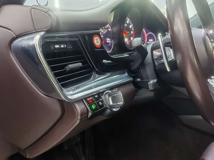 Фото 5 - Porsche Panamera