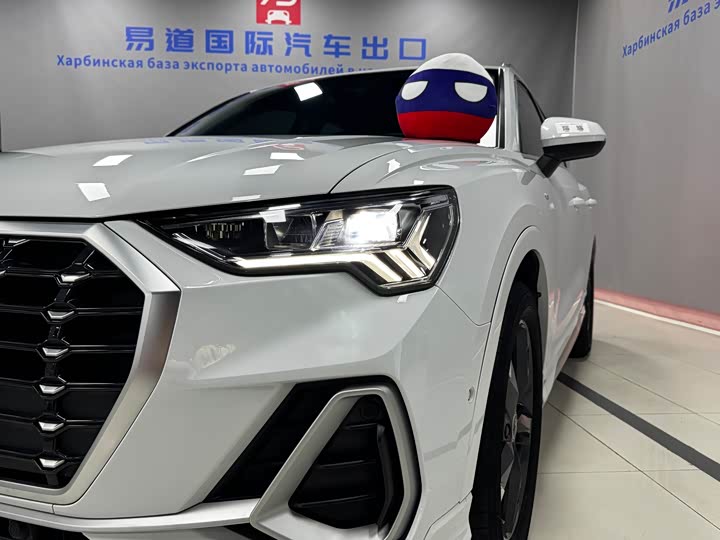 Фото 3 - Audi Q3