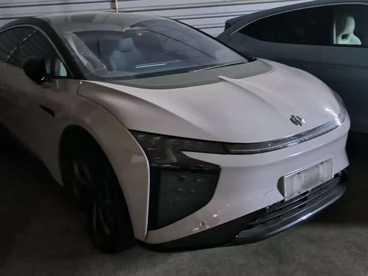 Фото 3 - HiPhi X