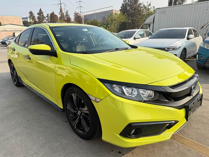 Фото 3 - Honda Civic