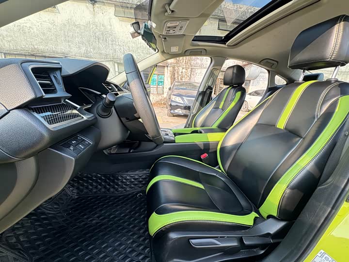 Фото 9 - Honda Civic