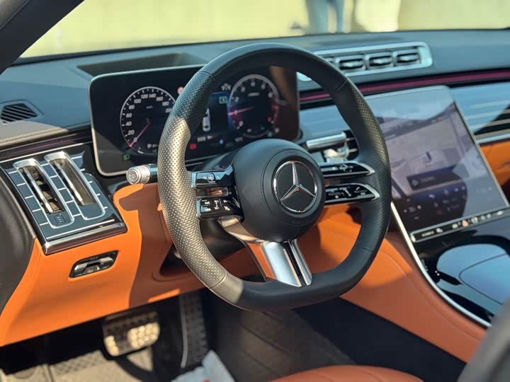 Фото 4 - Mercedes-Benz S-Class