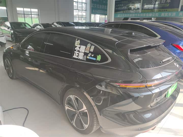 Фото 5 - Nio ET5T