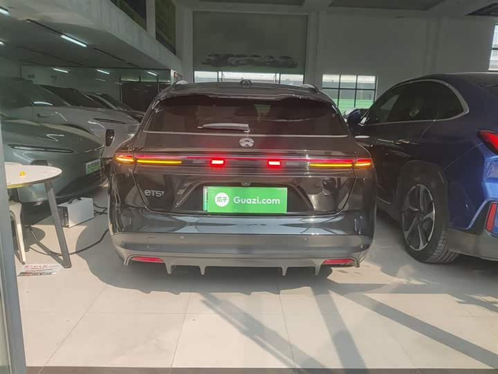Фото 6 - Nio ET5T