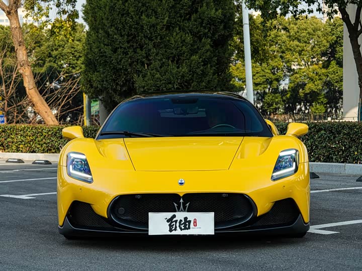 Фото 2 - Maserati MC20