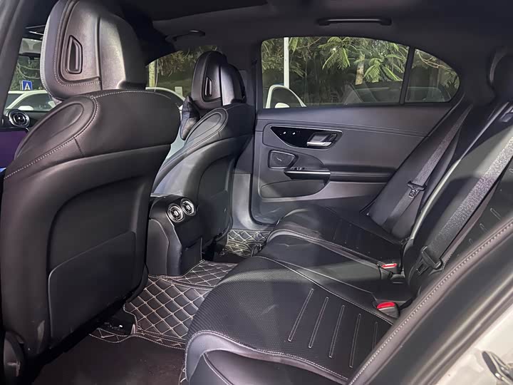 Фото 3 - Mercedes-Benz C-Class