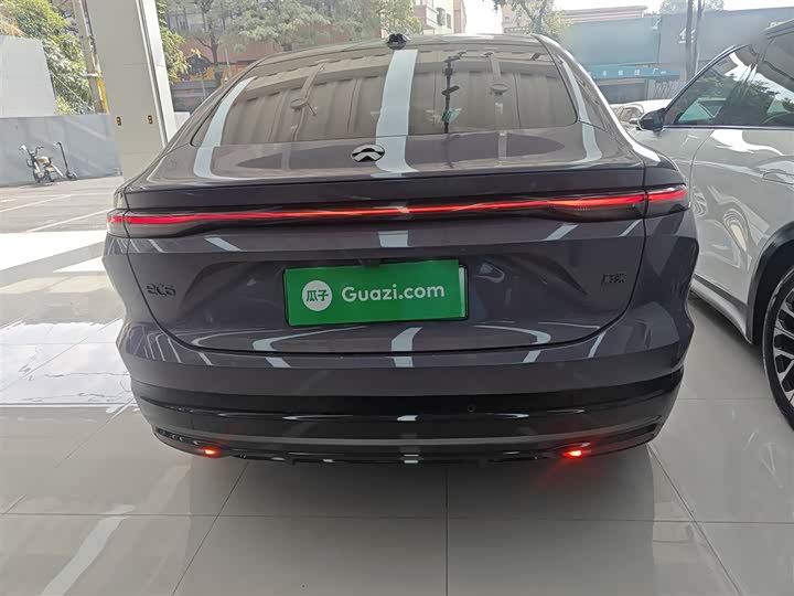 Фото 6 - Nio EC6